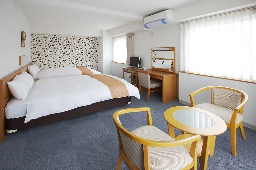 Chisun Inn Osaka Hommachi 3*,  Japan